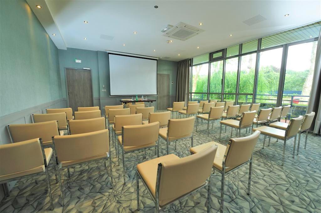 Best Western Plus Evreux Palais Des Congres Dış mekan fotoğraf